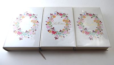 לוט ספרים בצרפתית שנות ה50 כריכה קשה במצב מעולה
1. LES TROIS DUMAS מהדורה ראשונה מידות 20X14 