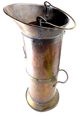 כלי גדל מימדים מנחושת לפחמים הולנדי וינטג' עמד ליד אח גובה 50 ס"מ ללא הידית קוטר פתח עליון 22 