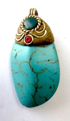 תליון שילוב אבן אילת עם כסף ושיבוצים מידות 2X4.5 ס"מ