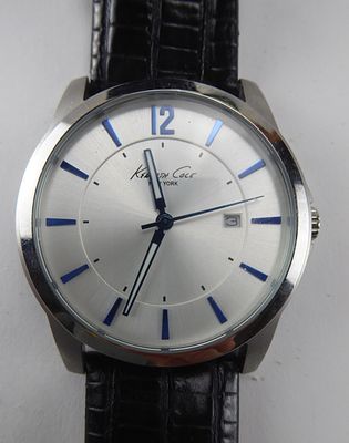 KENNETH COLE ניו יורק שעון יד לגברים קווארץ קוטר 40 ס"מ זכוכית קריסטל רצועת עור שחורה תקין במצב 