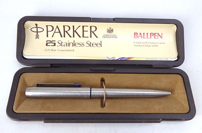 PARKER BALL PEN וינטג' במצב חדש ממתכת בקופסא המקורית