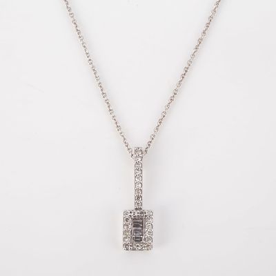 14K WHITE GOLD CHAIN WITH DIAMOND PENDANT. Fine white gold chain (clasp marked 585) with 14K 