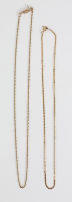(2) 14K GOLD CHAINS. Yellow gold; (1) scroll style, 14", 1.5 dwt; (1) open link, 15 1/2", 1.5 