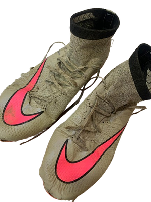 Ruub&eacute;n Castro - Original Nike football boots signed and worn by Rub&eacute;n Castro. Boots worn by player 