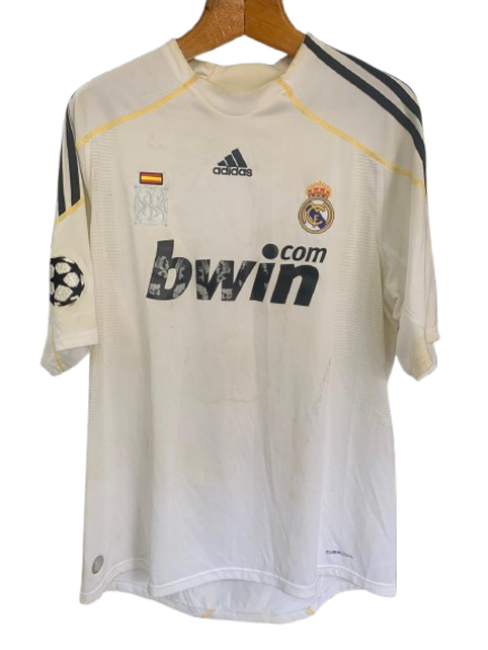 Adidas - Official jersey of Real Madrid's first kit for the 2009/2010 season. Adidas Real Madrid 