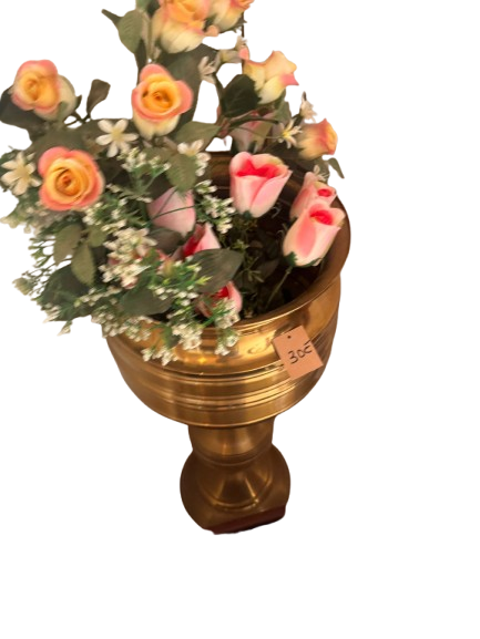 Classic flower pot. Elegant freestanding planter or flower box in a classic style, ideal for 