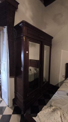 19th century - Napoleon III-style wardrobe. All these items must be collected from the house in 