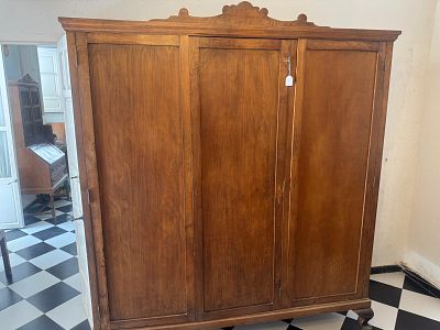 Early 20th Century - Elizabethan wardrobe. All these items must be collected from the house in 