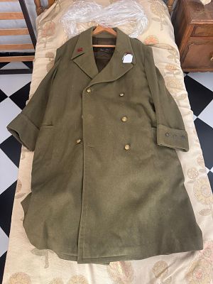 Francoist Era, c. 1950s-1970s - Original Spanish Army Infantry Colonel Winter Overcoat. All these 