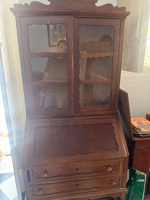 19th-20th century - Desk - bookcase. All these items must be collected from the house in person; 