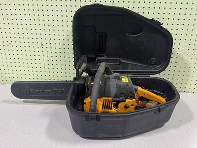 Poulan 210 Pro Chainsaw with 14" Bar and Case — has compression, working condition unknown
