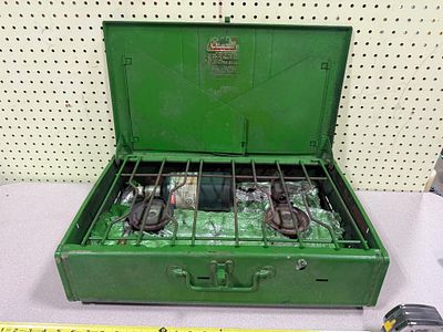 Vintage Coleman Model 413G Two-Burner Camp Stove