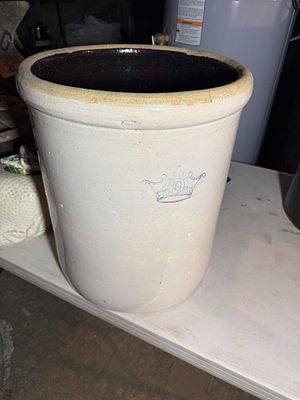 Robinson Ransbottom Pottery Co. 10-Gallon Blue Crown Stoneware Crock, no major chips or cracks 