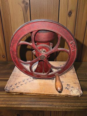 Antique No. 1 Cast Iron Wheel Hand-Crank Grain or Coffee Mill. Auction pickup for this auction 