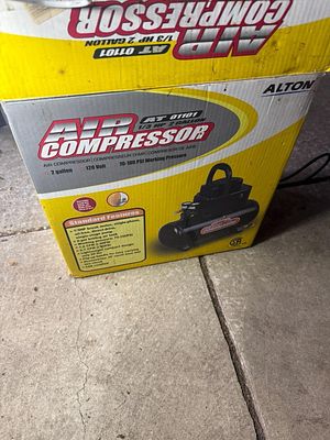 Alton AT 01101 1/3 HP 2-Gallon Portable Air Compressor. Auction pickup for this auction is 