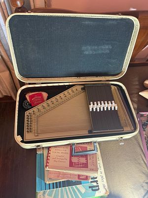 Vintage Oscar Schmidt 12-Chord Autoharp with Case and Accessories. Auction pickup for this 