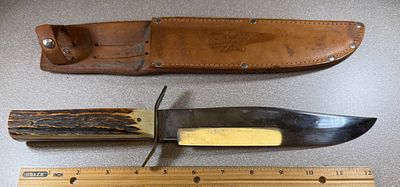 Hubertus Solingen Stag Handle Original Bowie Knife. A vintage fixed-blade Bowie knife 