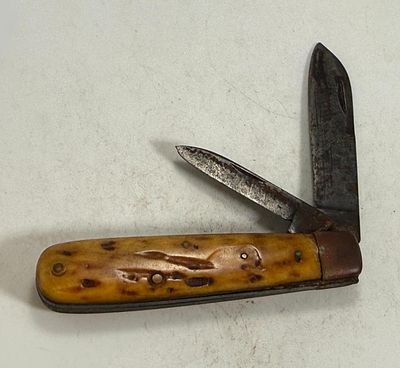 Antique Cattaraugus Two Blade Jigged Bone Folding Pocket Knife