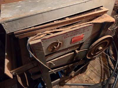 WEST OF MEEKER PICKUP- J.W. Hance Mfg. Co. Vac-A-Way Vintage Seed and Grain Cleaner. This 