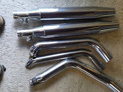 KENTON AREA PICKUP- An Assortment of Motorcycle Exhaust Components for 2008 Springer. This lot 