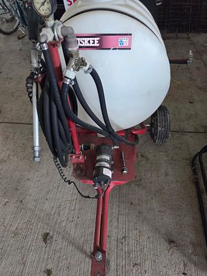 WEST OF MARION PICKUP- Huskee 30 Gallon Tow-Behind Trailer Sprayer with Fimco 12 Volt Pump