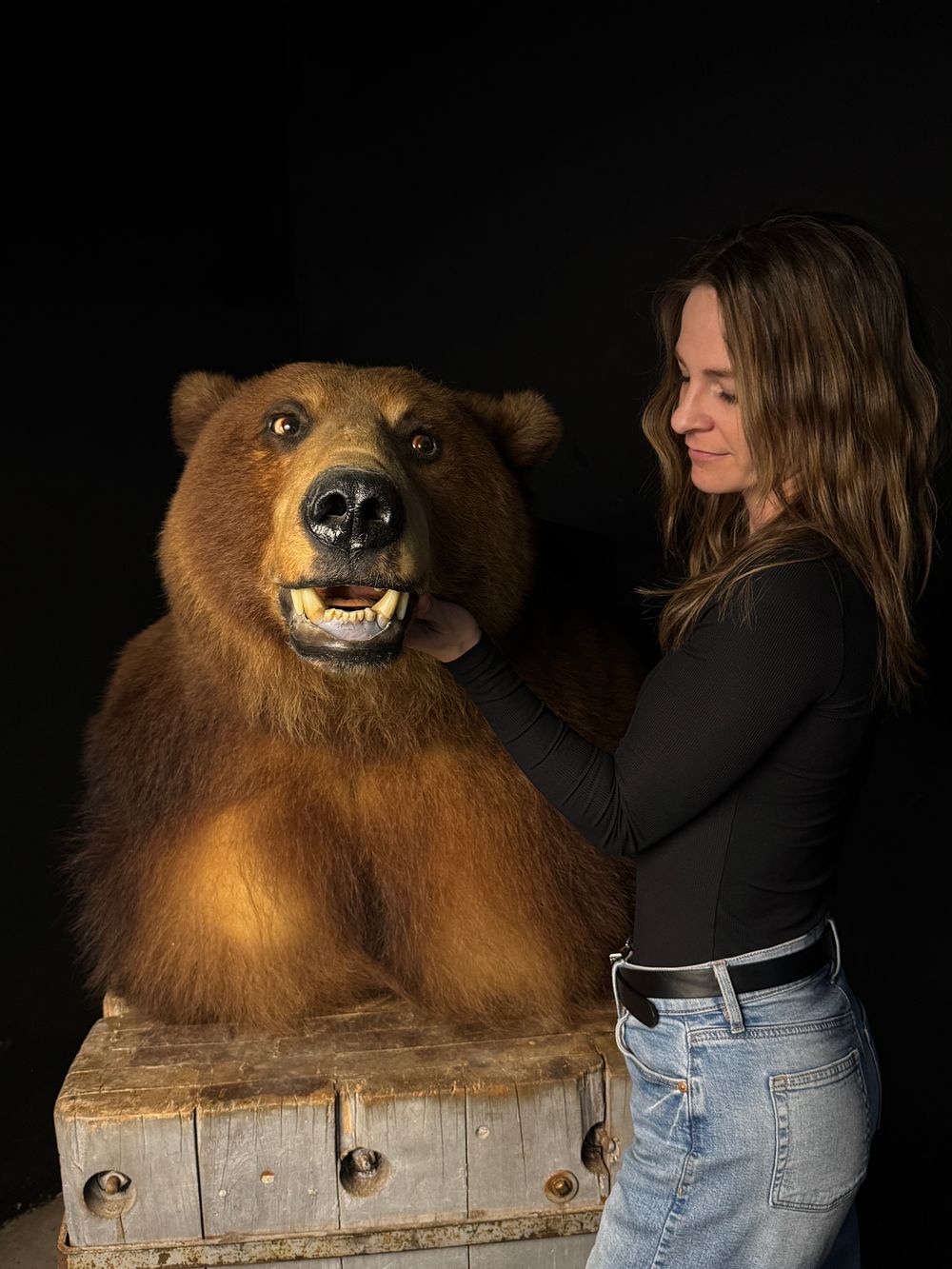 Palmer's Auction Co | Showalter Estate Indian Artifacts & 36' Harley