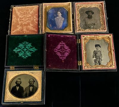 A Collection of Four Mid-19th Century Cased Daguerreotypes and Ambrotypes in Union and 