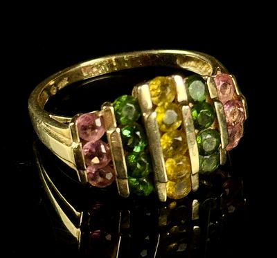 10 Karat Yellow Gold Cluster Ring with Multi-Colored Semi-Precious Gemstones. A single ring 