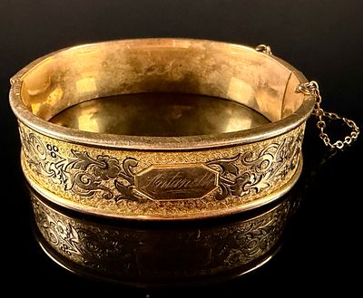 Victorian Style 12kt Gold Filled Hinged Bangle Bracelet. A mid-20th-century hinged bangle 