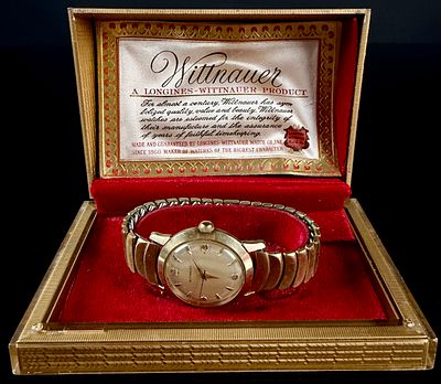 Vintage Wittnauer 10K Gold Filled Wristwatch with Original Presentation Box. Running, this 
