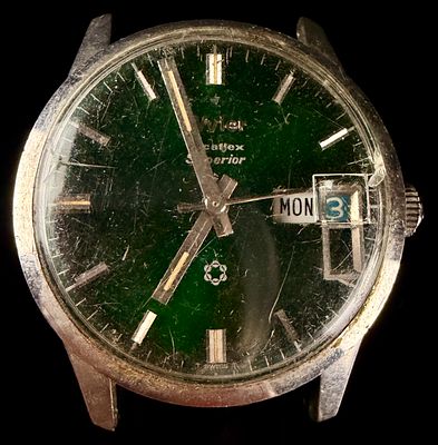 Wyler Lifeguard Superior Incaflex Stainless Steel Wristwatch Reference 8125/1-1162. This is a 