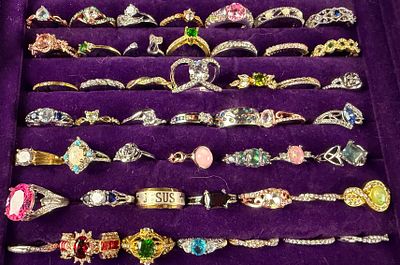 A Collection of Contemporary Fashion and Costume Cocktail Rings. This assortment consists of 