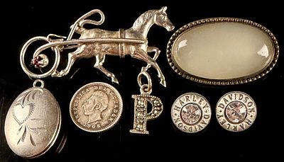 Six Sterling Silver and Collectible Items Including a Horse and Carriage Brooch. This collection 