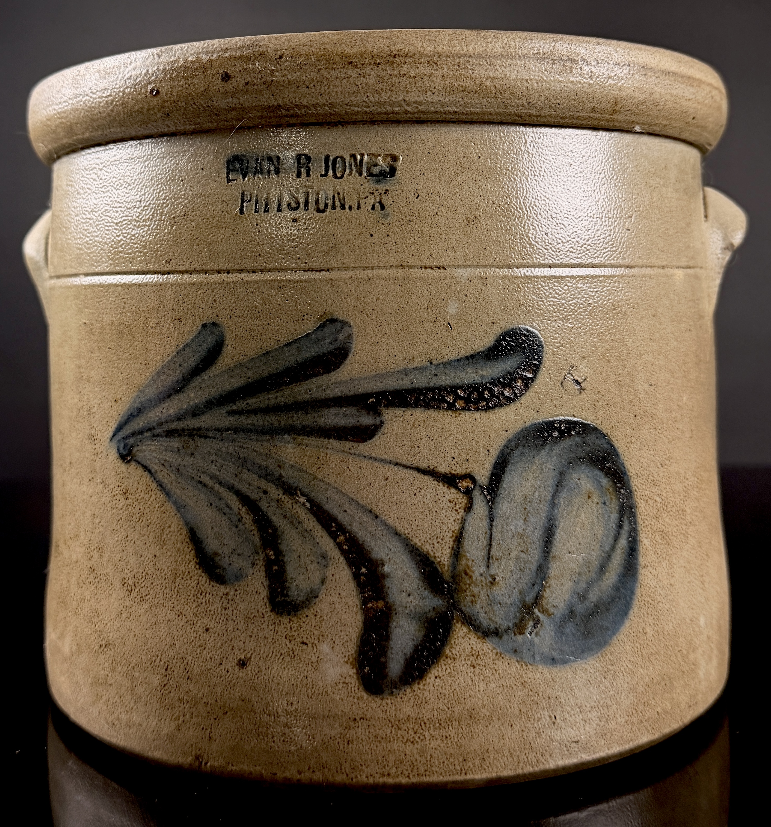 Evan R. Jones Pittston, PA Cobalt-Decorated Salt-Glazed Stoneware Cake Crock