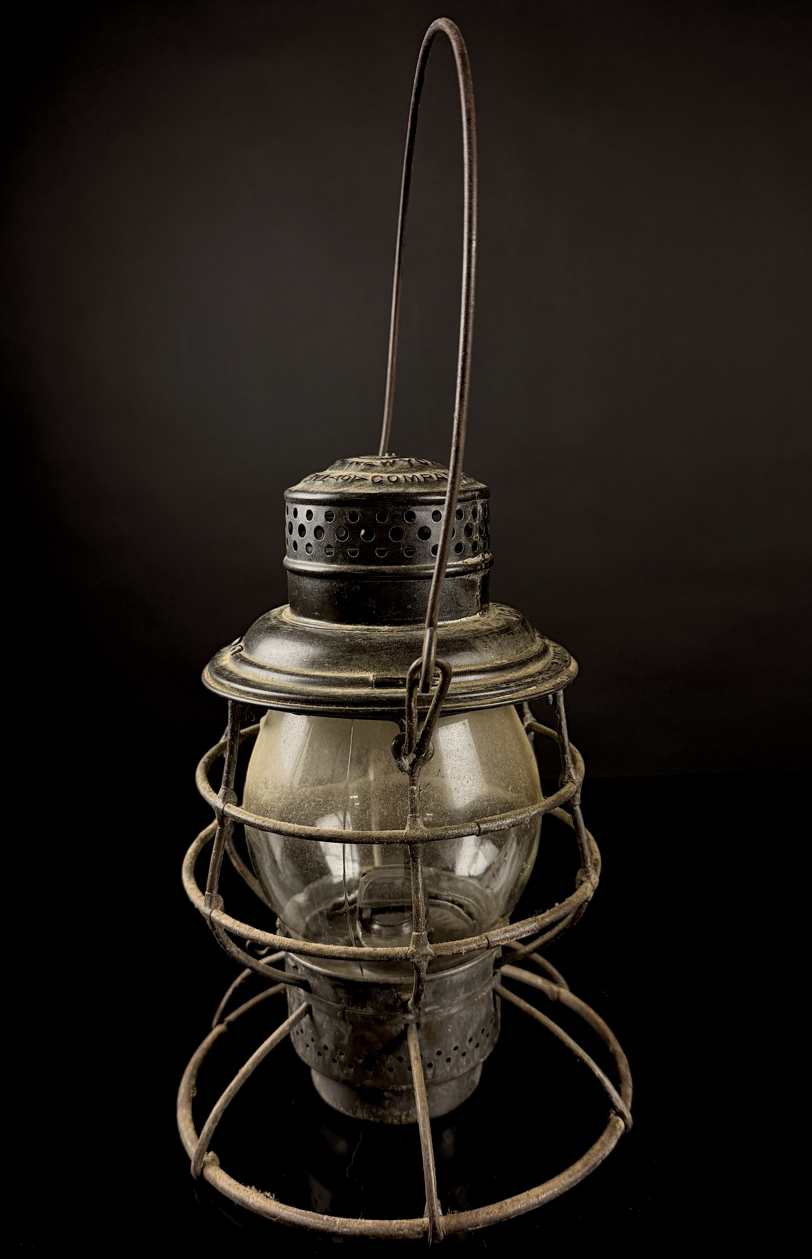 Adlake Reliable Railroad Lantern Delaware and Hudson Company D and H Co