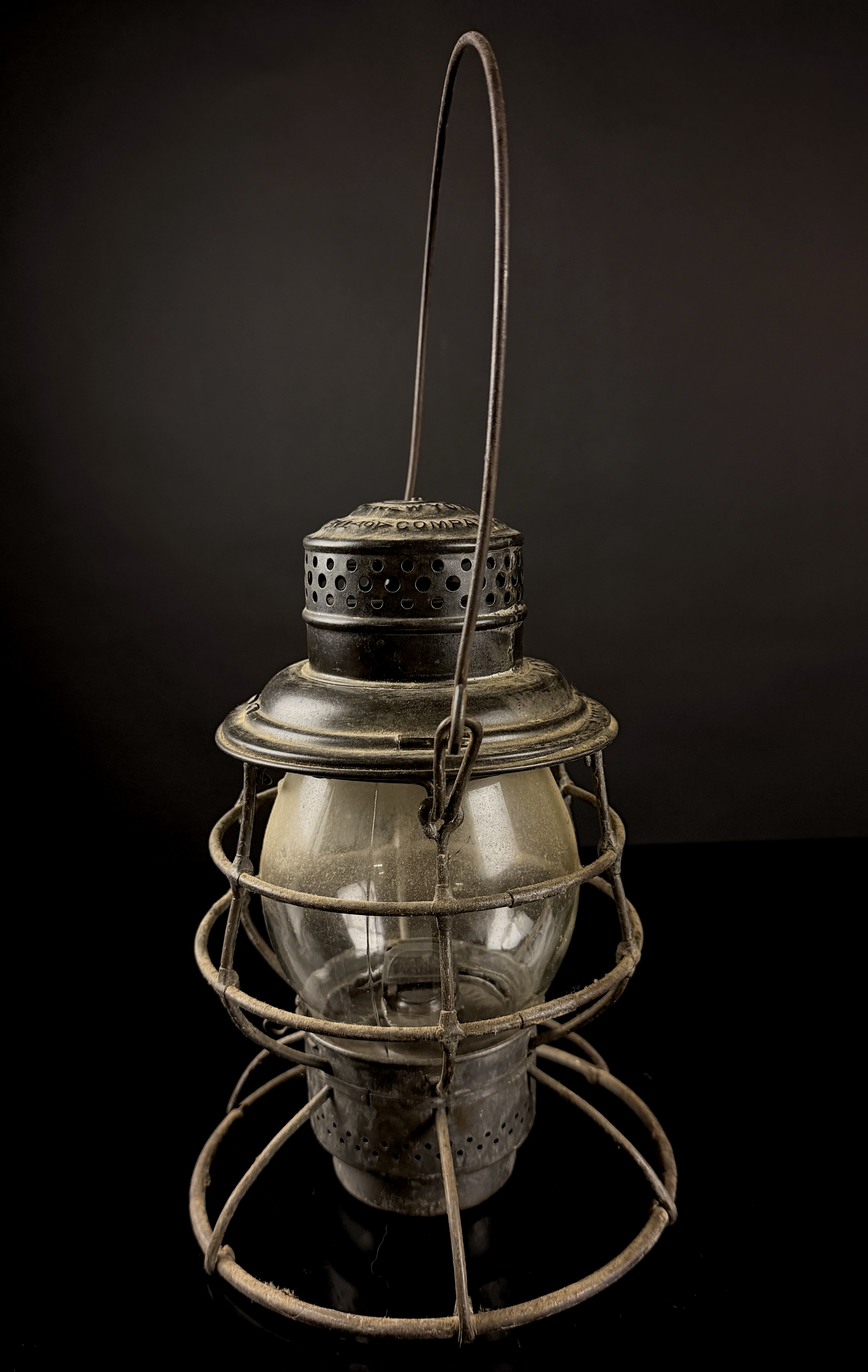 Adlake Reliable Railroad Lantern Delaware and Hudson Company D and H Co