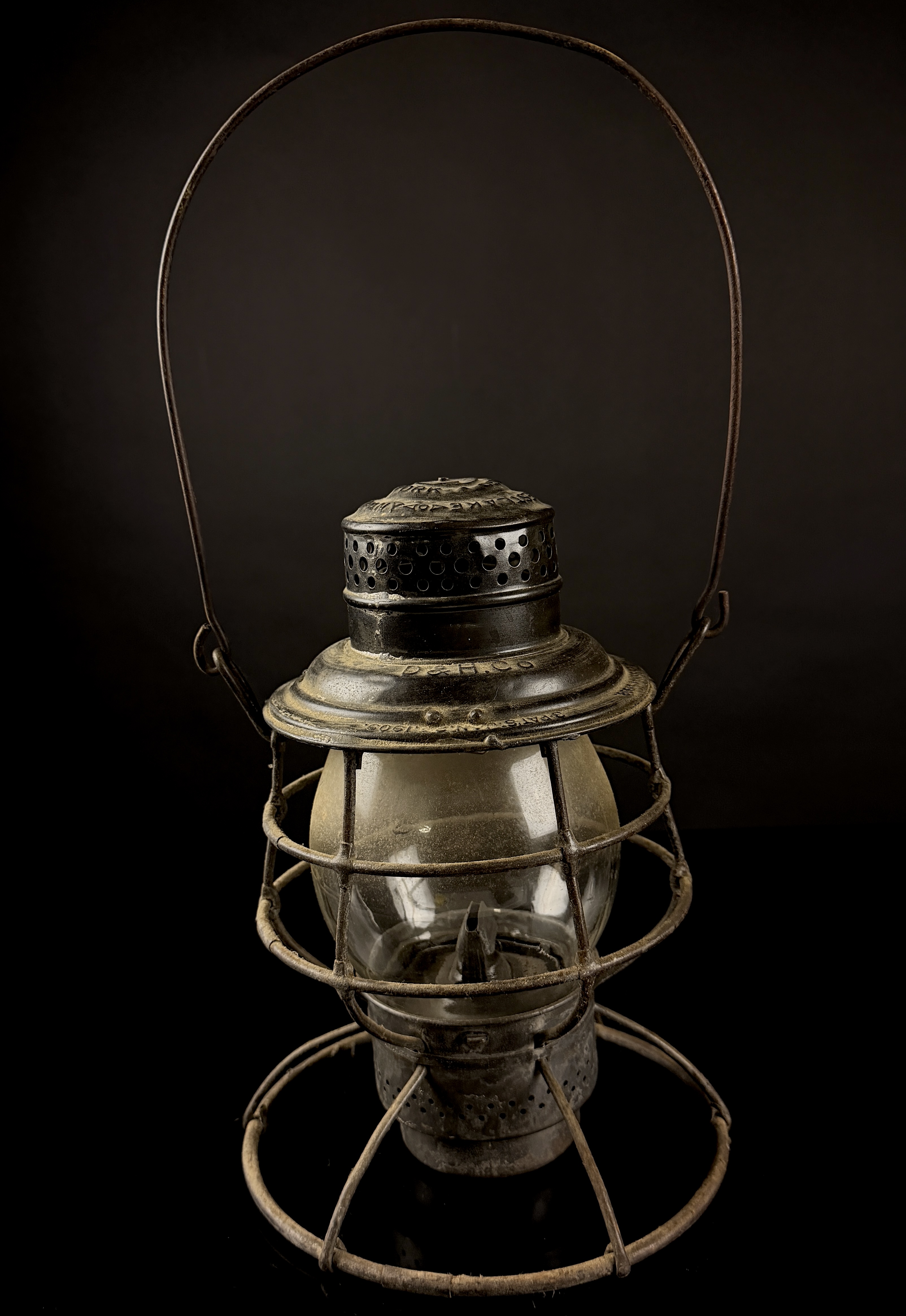Adlake Reliable Railroad Lantern Delaware and Hudson Company D and H Co