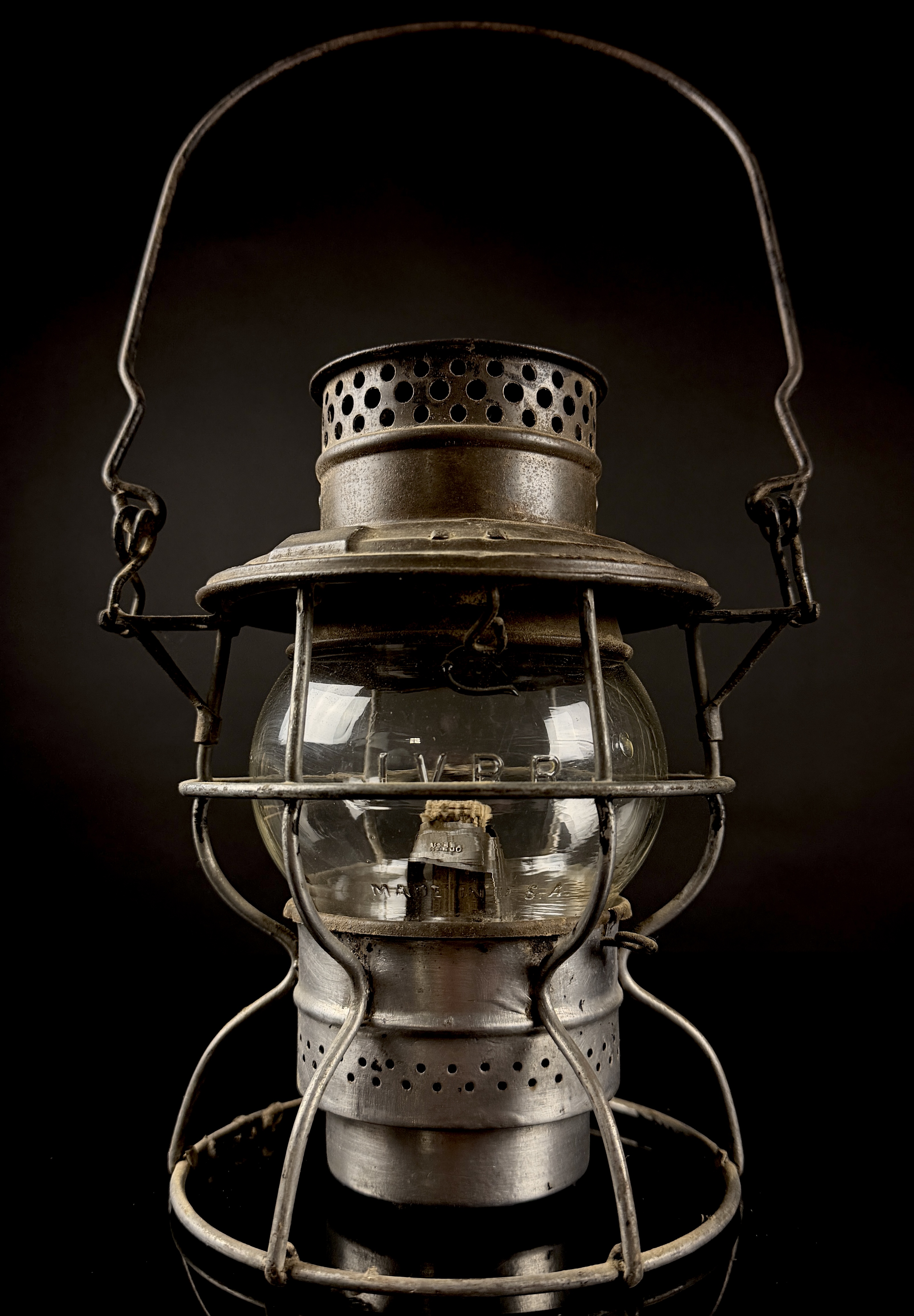 Adams and Westlake Adlake No. 200 Kero Lehigh Valley Railroad Lantern