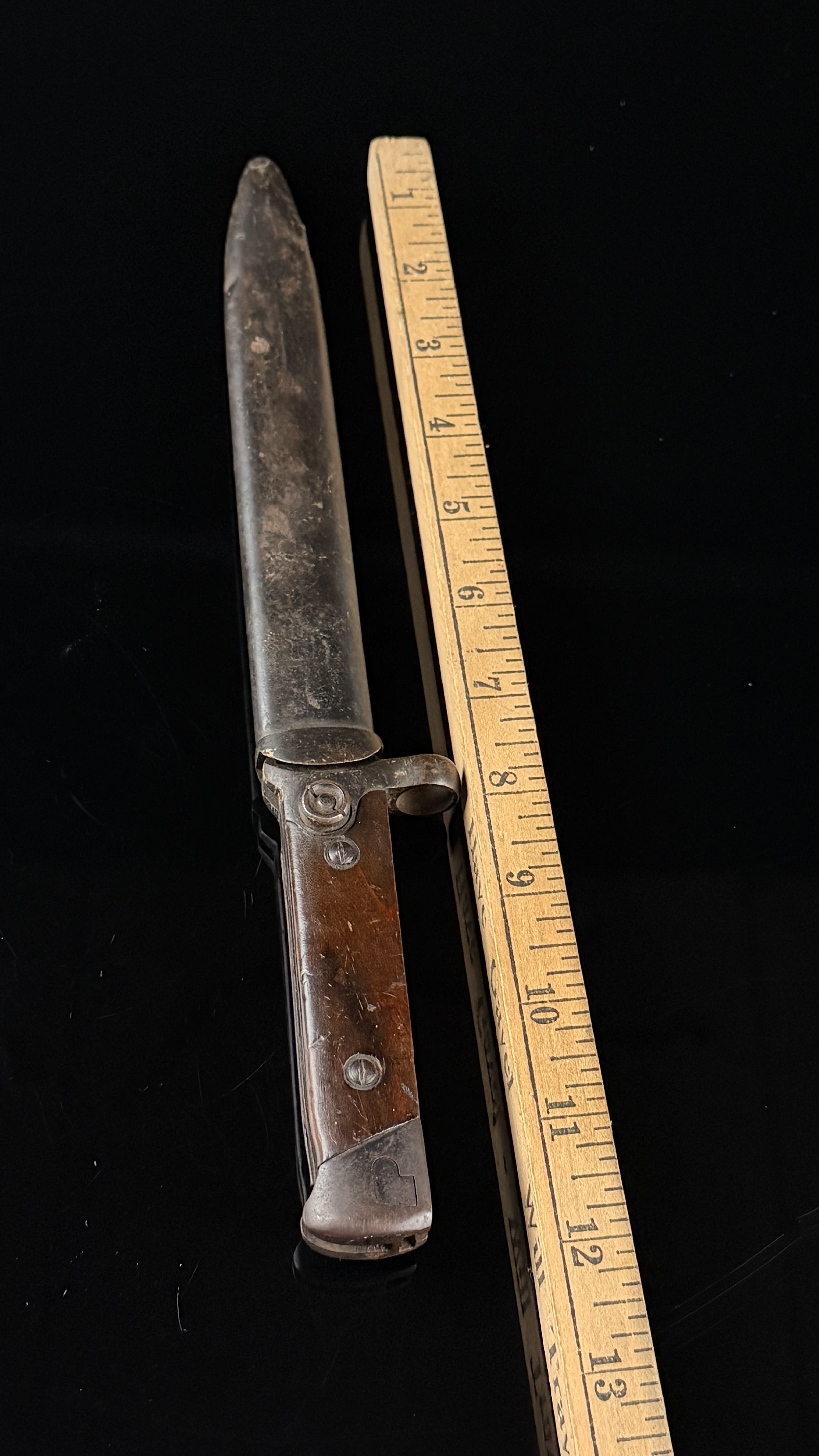 Italian Model 1891/38 Carcano Folding Bayonet and Scabbard