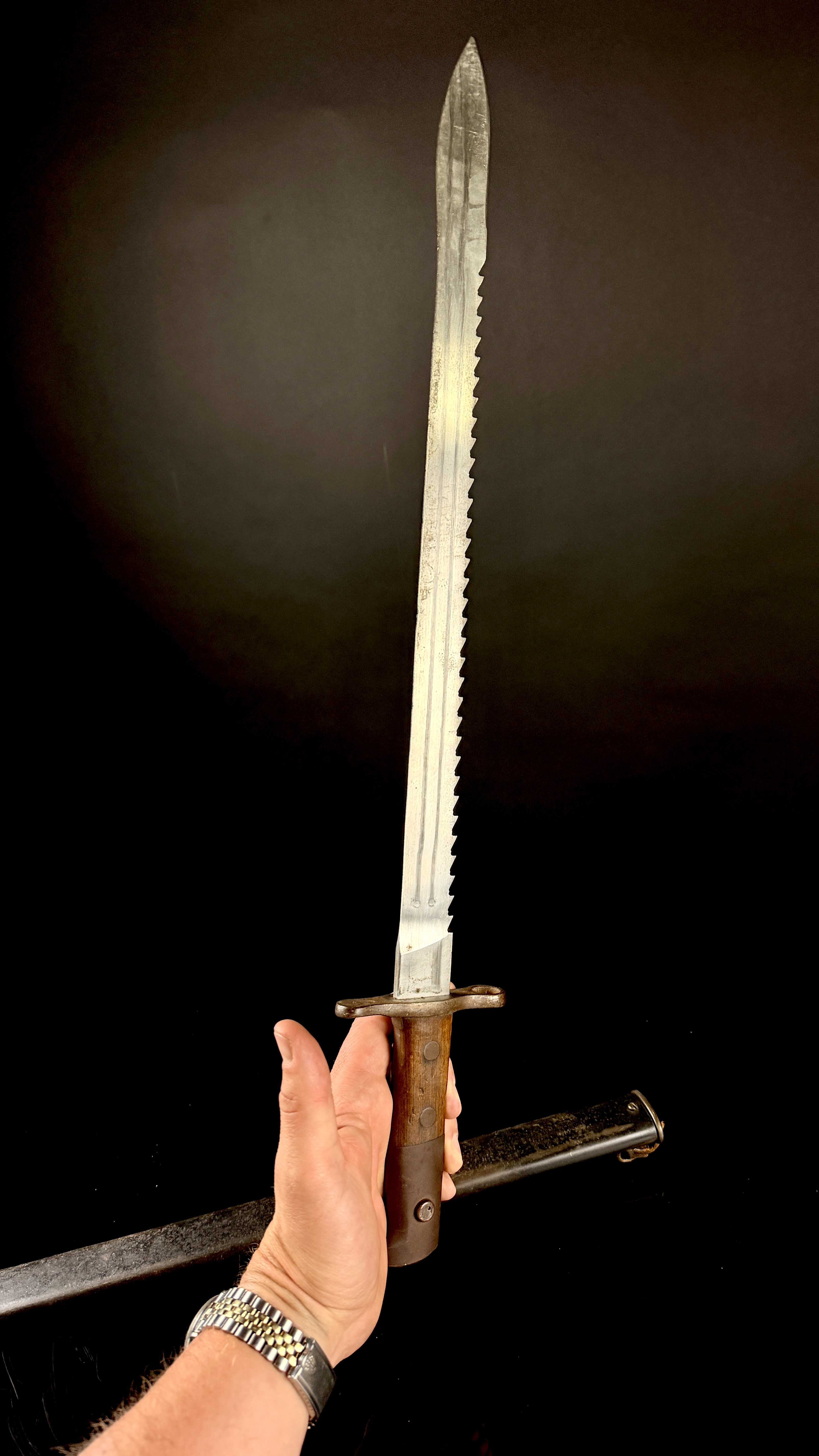 Swiss Model 1914 Pioneer Sawback Bayonet by Waffenfabrik Neuhausen with Scabbard