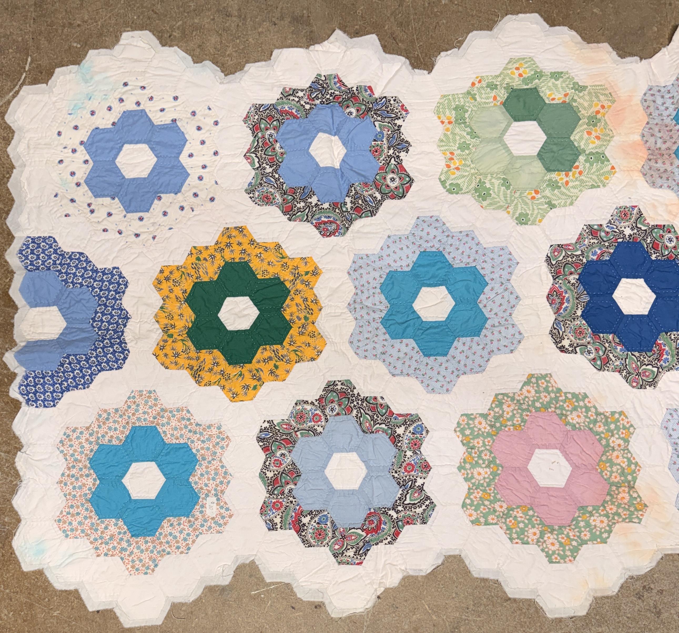 Vintage Hand-Pieced and Hand-Quilted Grandmother's Flower Garden Pattern Quilt Runner
