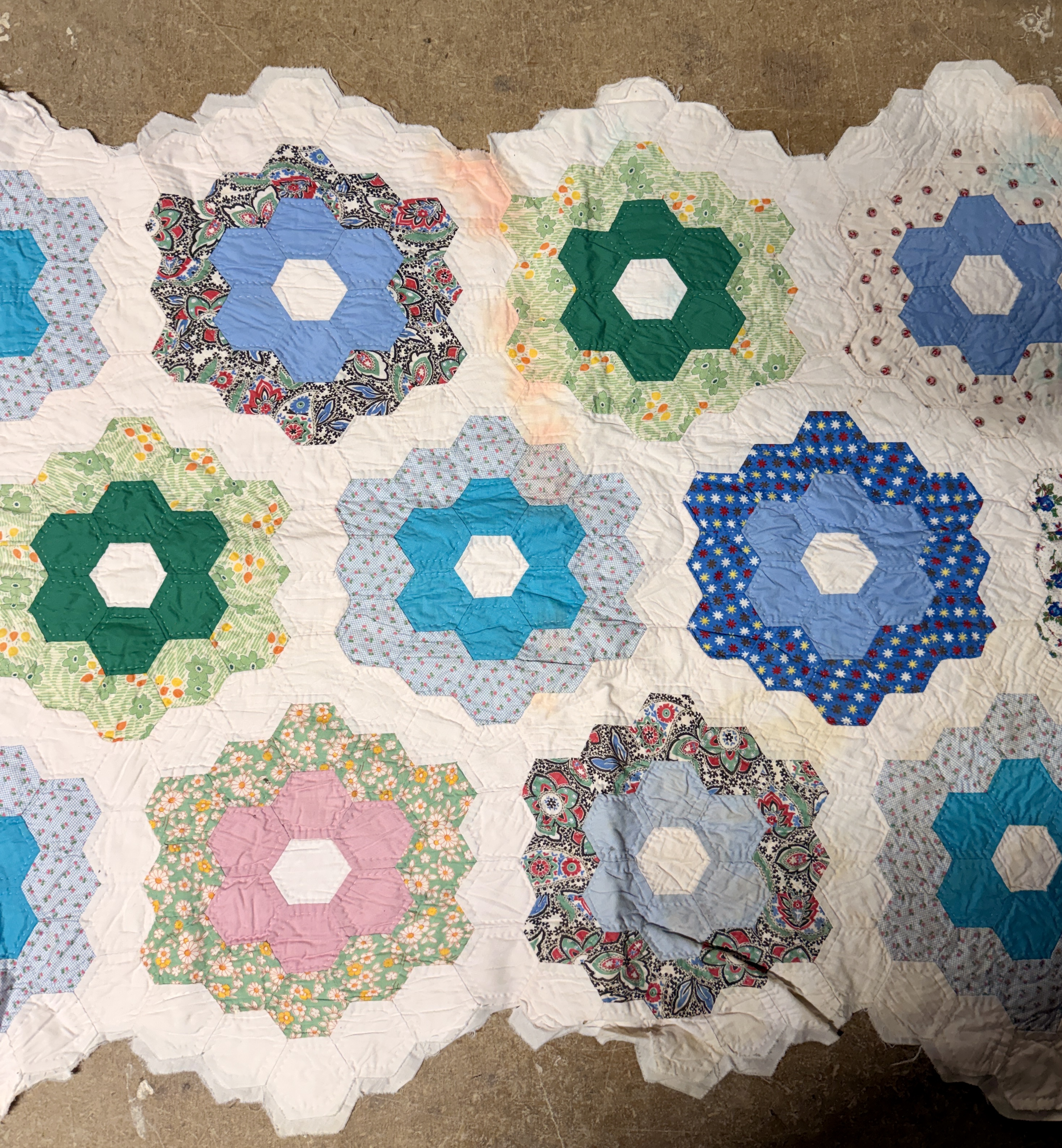 Vintage Hand-Pieced and Hand-Quilted Grandmother's Flower Garden Pattern Quilt Runner