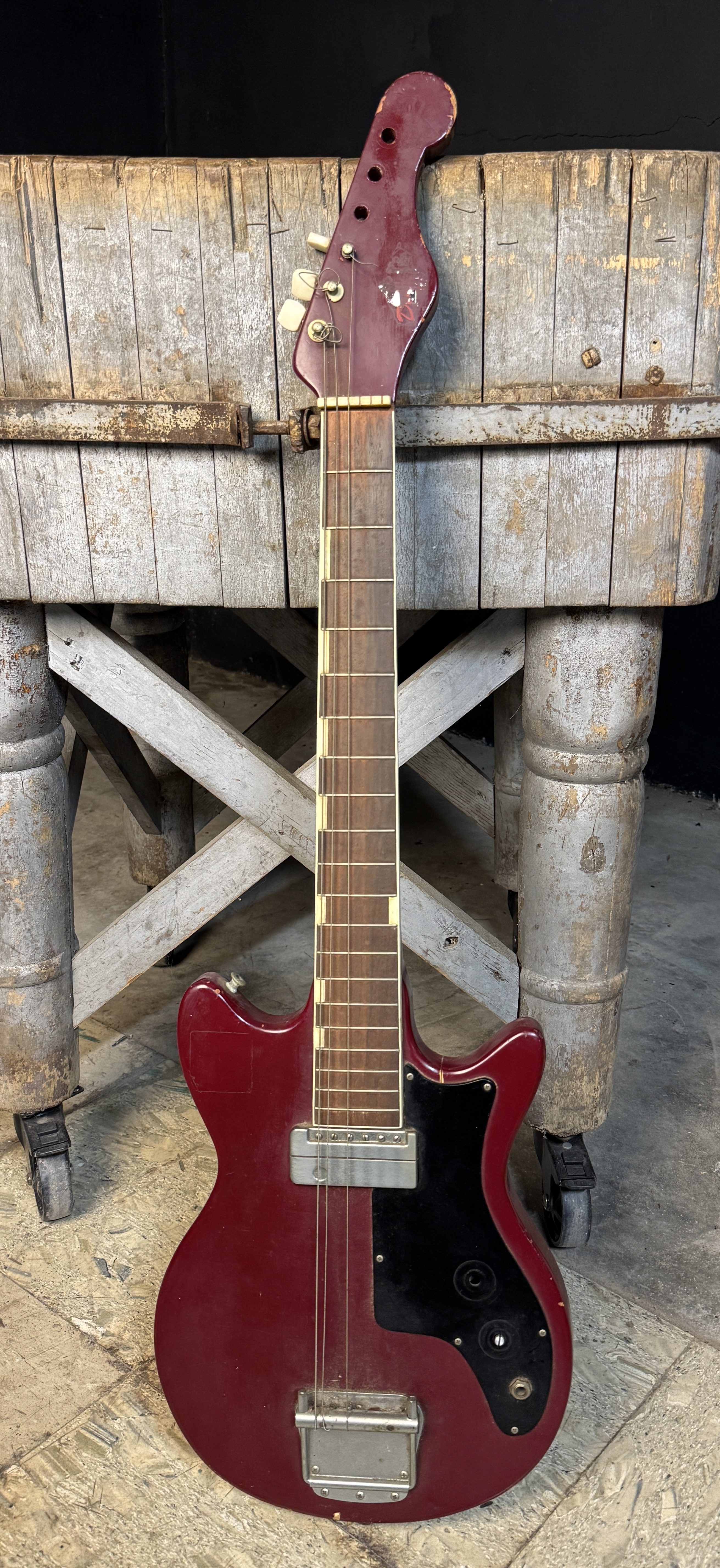 Zim-Gar Vintage Solid Body Electric Guitar, Japan, Circa 1960s