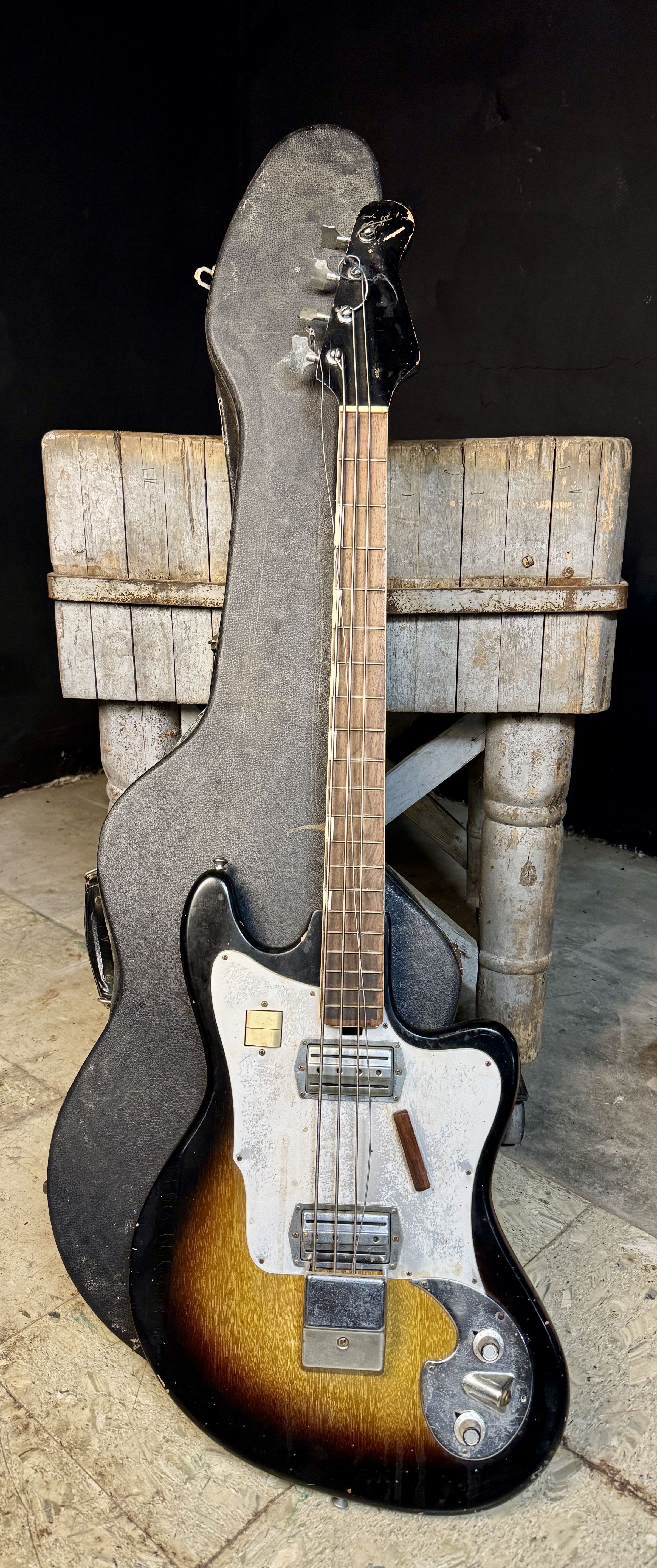 Vintage Teisco Short Scale Electric Bass Guitar with Hardshell Case