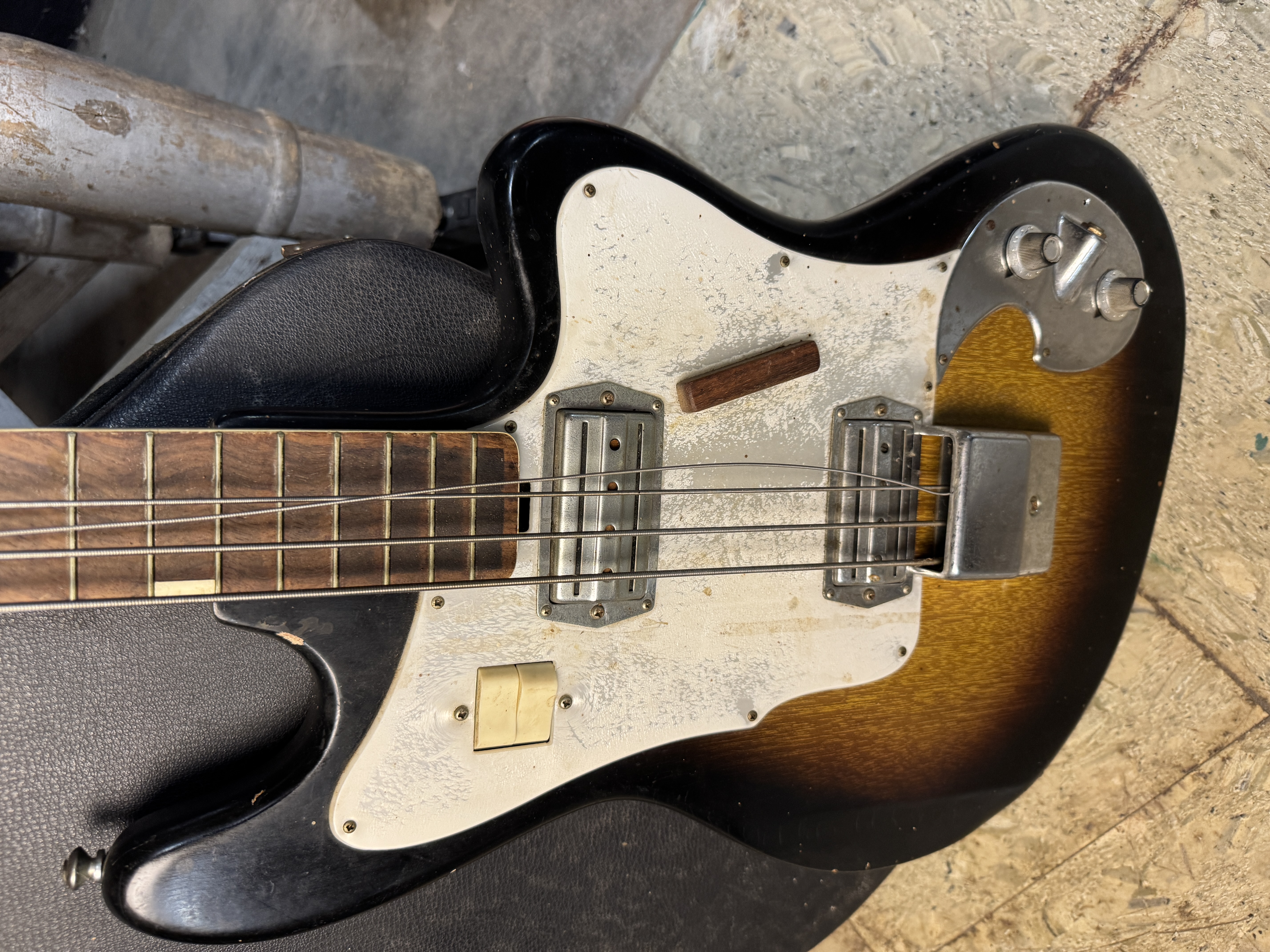 Vintage Teisco Short Scale Electric Bass Guitar with Hardshell Case