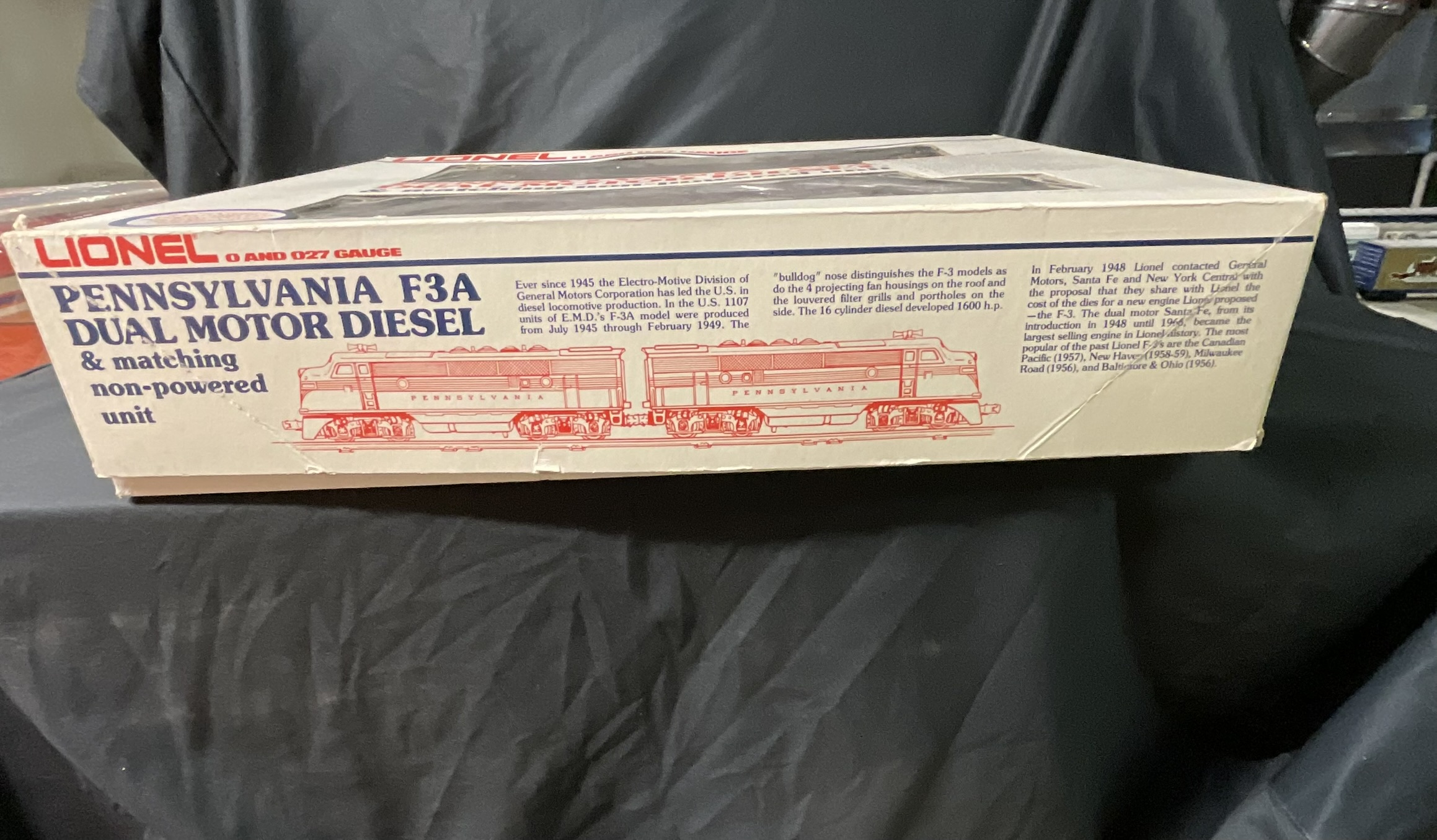 A Pair of Lionel 6-8970 and 6-8971 O Gauge Pennsylvania Railroad F3A Diesel Locomotives