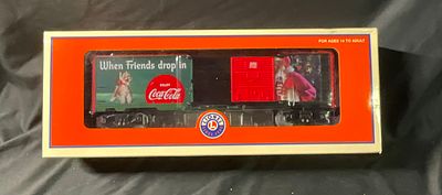 Lionel 6-39334 O Gauge Coca-Cola Christmas Boxcar in Original Box. This is a Lionel O-gauge 