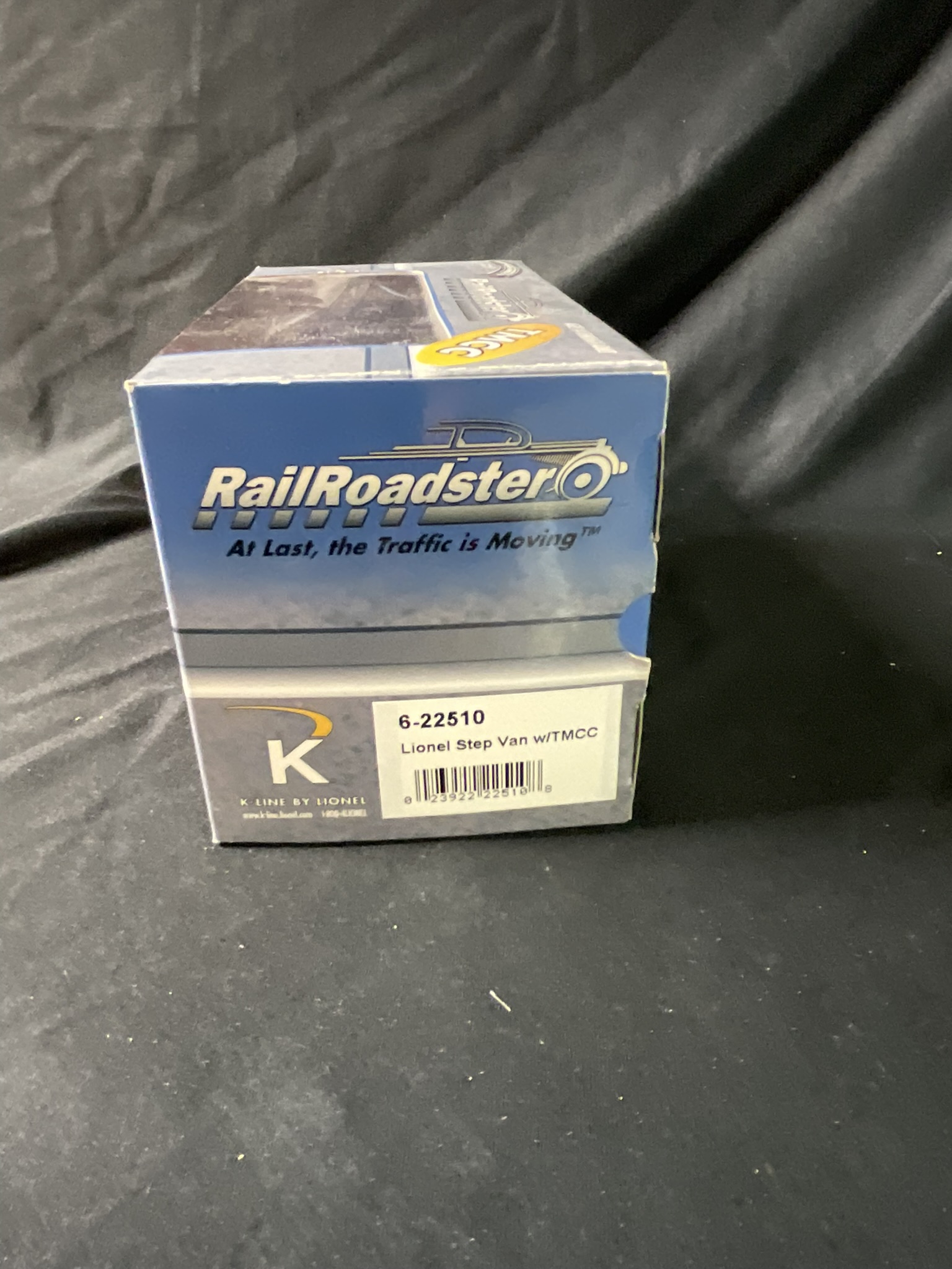Lionel 6-22510 RailRoadster SuperStreets Step Van with TMCC