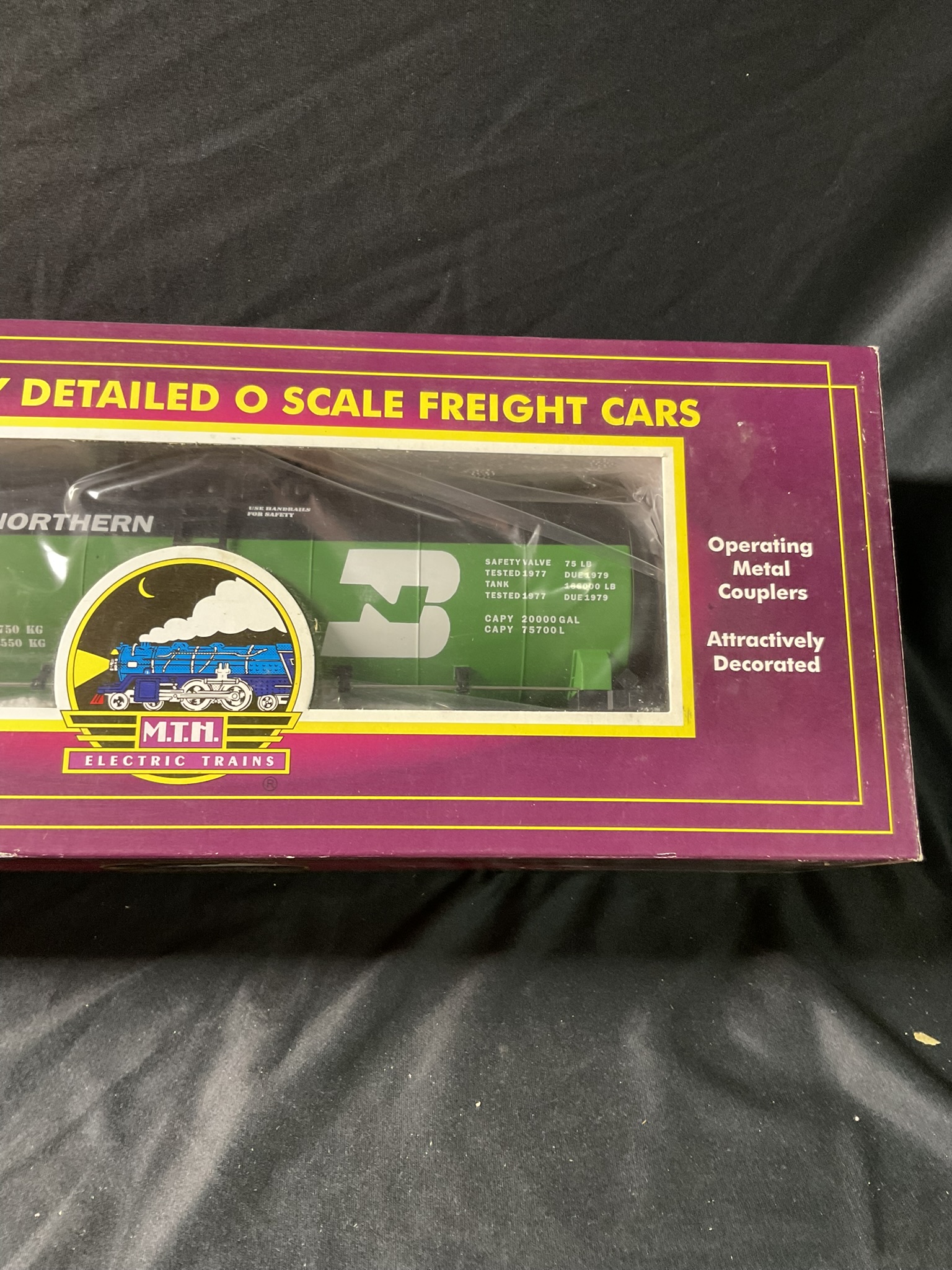 M.T.H. Electric Trains RailKing O Scale Burlington Northern Tank Car MT-9200L