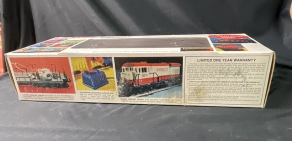 Lionel Pennsylvania F-3B Non-Powered Dummy Diesel Engine 6-8060 with Original Box